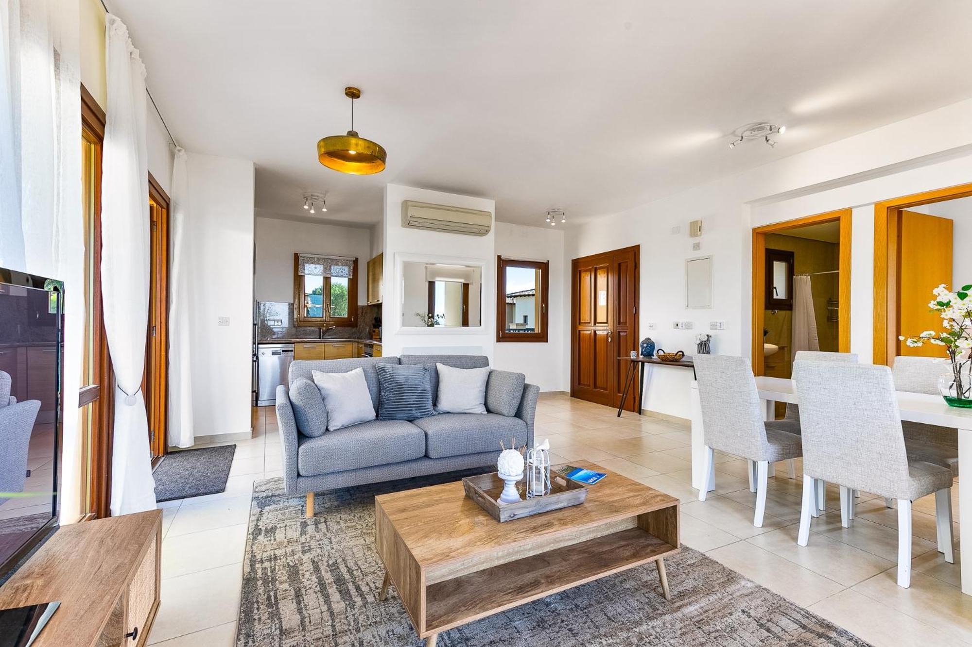 1 Bedroom Apartment Pyrgos With Beautiful Sea And Sunset Views, Aphrodite Hills Resort Kouklia Buitenkant foto