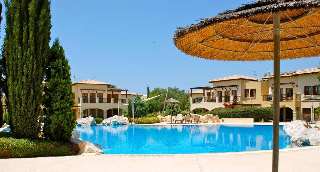 1 Bedroom Apartment Pyrgos With Beautiful Sea And Sunset Views, Aphrodite Hills Resort Kouklia Buitenkant foto